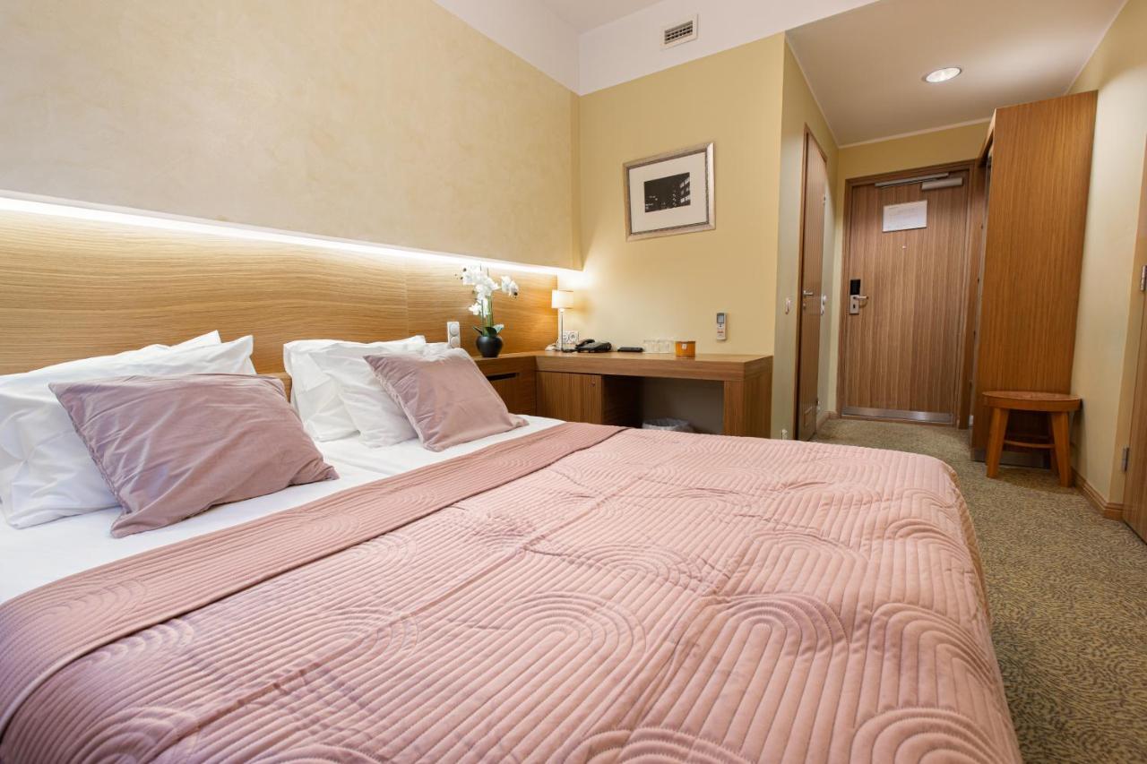 Bern Boutique By Rikas Hotels Талин Екстериор снимка