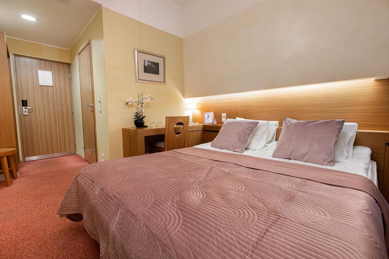 Bern Boutique By Rikas Hotels Талин Екстериор снимка