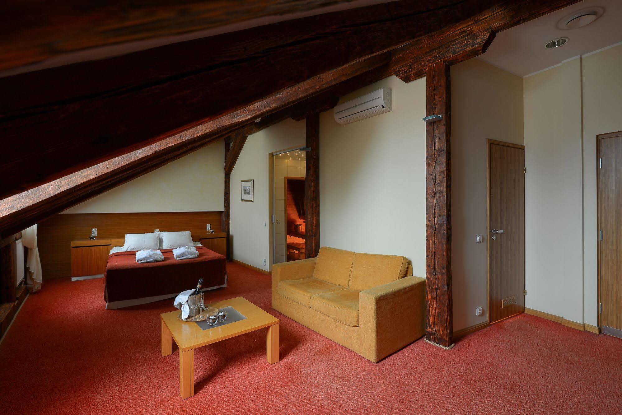 Bern Boutique By Rikas Hotels Талин Екстериор снимка