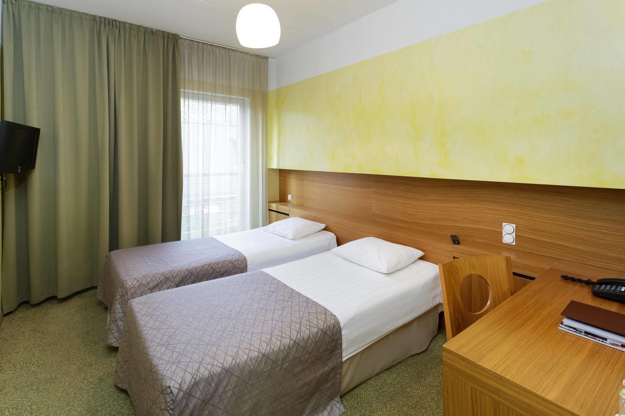 Bern Boutique By Rikas Hotels Талин Екстериор снимка